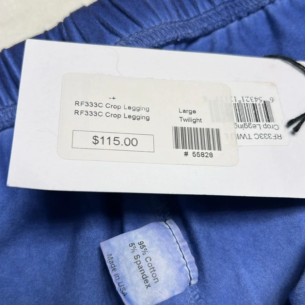 Cynthia Ashby Leggings - Picture 8 of 8